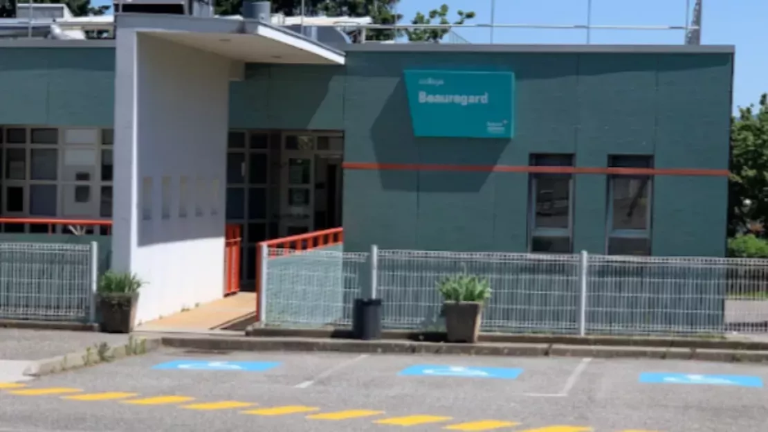 Expulsion d'une collégienne en Albanie : un RDV avec le Préfet