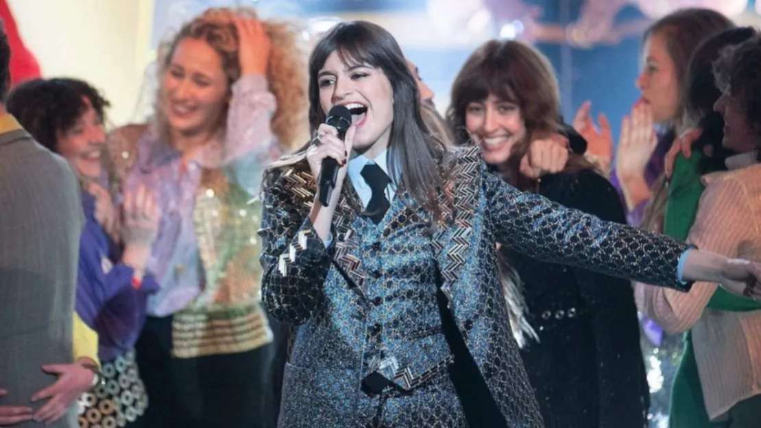 "J'écoute mon album en boucle" Clara Luciani se joue de ses fans sur les réseaux