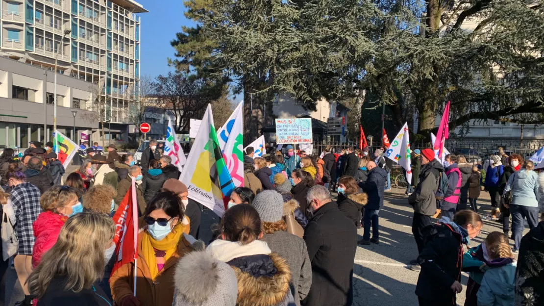 La future rentrée scolaire en Savoie inquiète les syndicats d’enseignants.