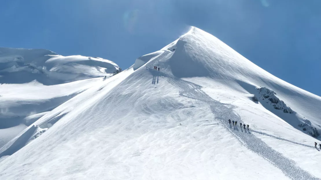 La nouvelle hauteur du Mont-blanc dévoilée !