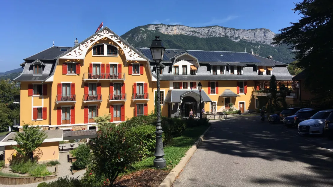 Les Trésoms d’Annecy accueille une déambulation théâtrale surprenante