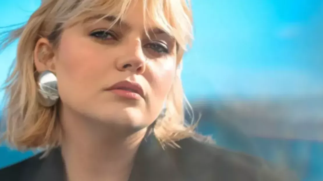 Louane : vacances en famille avant la reprise des concerts