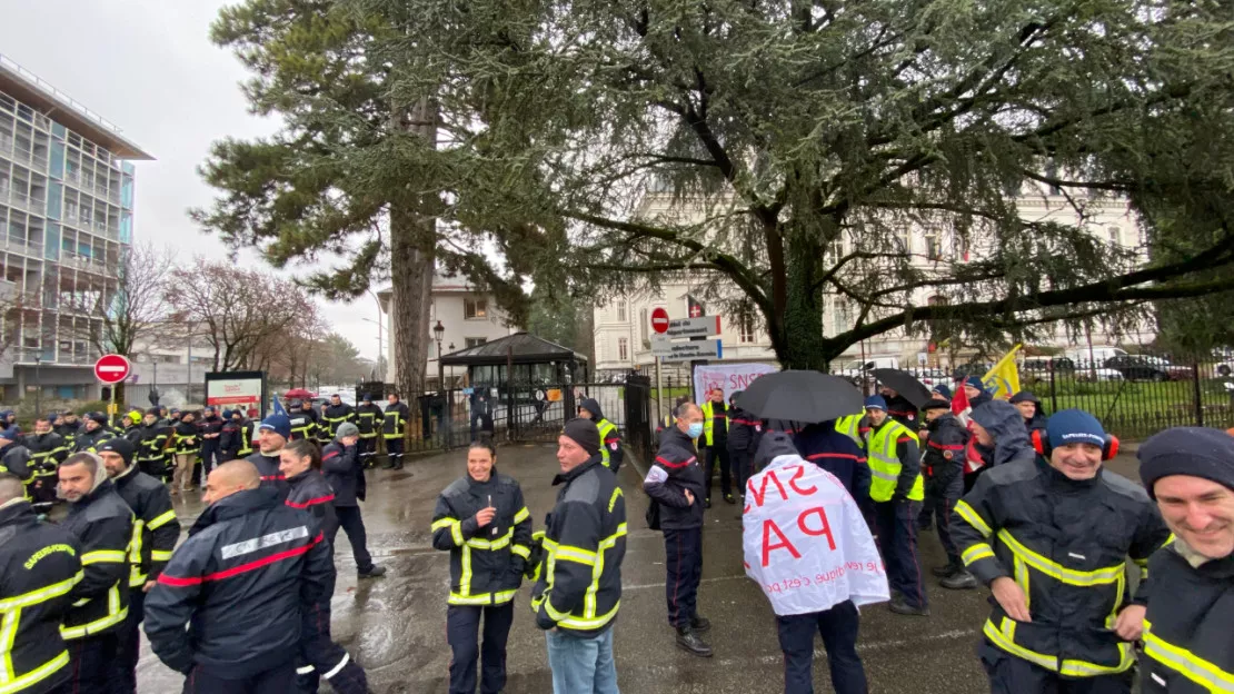 Plus d'une 100 aine de pompiers mobilisés à Annecy