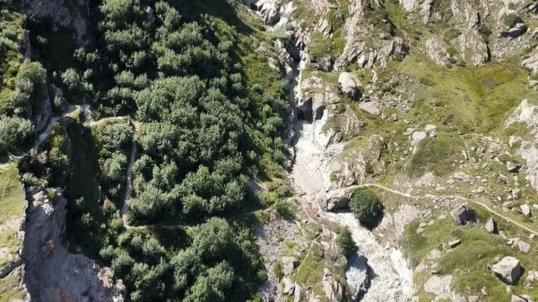 Savoie: une passerelle emportée en Vanoise