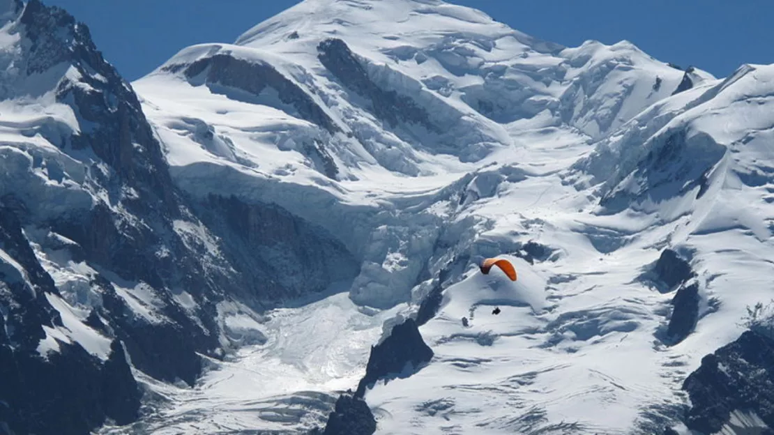 Un grave accident de parapente dans le Mont-Blanc